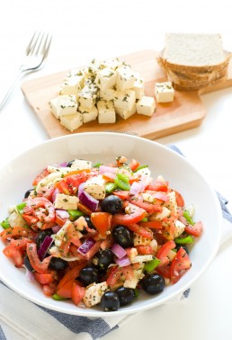 Greek-salad-with-vegan-tofu-feta-minimaleats-vegan-glutenfree